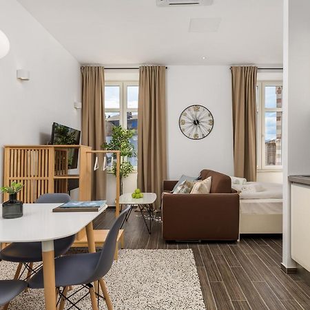 Apartments Harbour View Rijeka Exterior foto